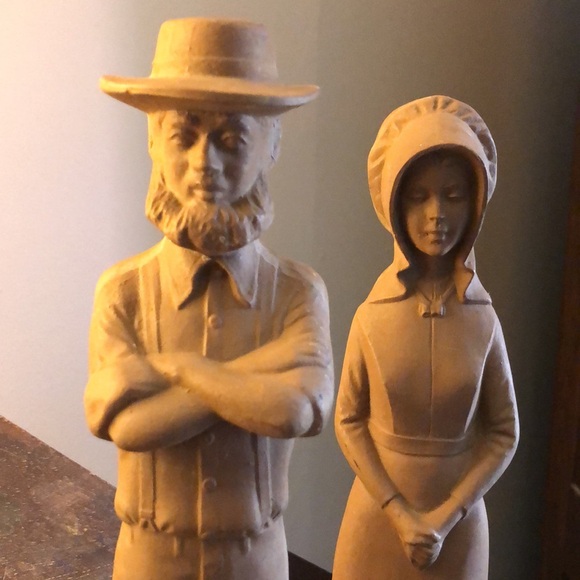 Vintage Amish Man & Woman Unpainted Resin - Picture 4 of 6